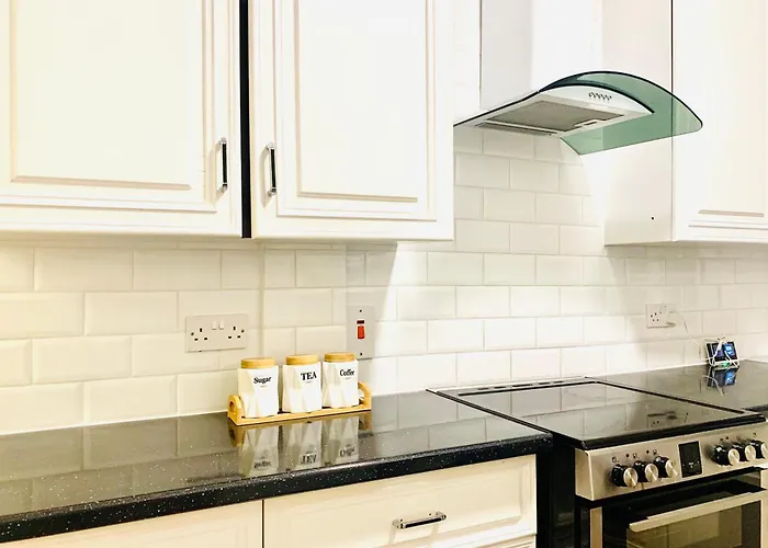 Cosy 2 Bedroom Apartment In Swiss Cottage.