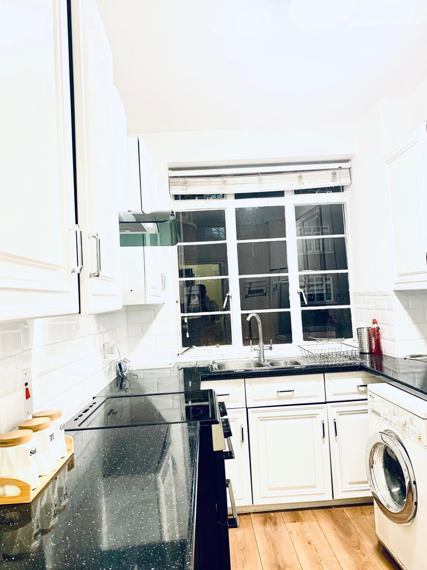 Apartamento Cosy 2 Bedroom In Swiss Cottage. Londres